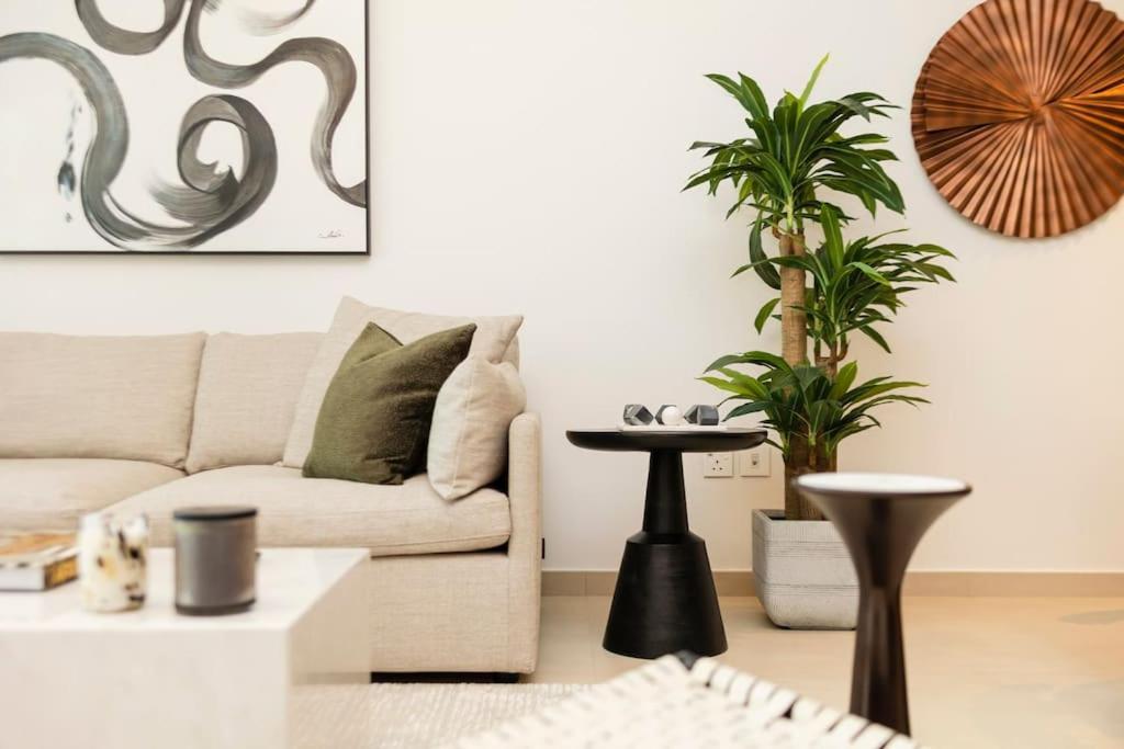 Apartment Beautiful View, Modern By Chi Living Dubai