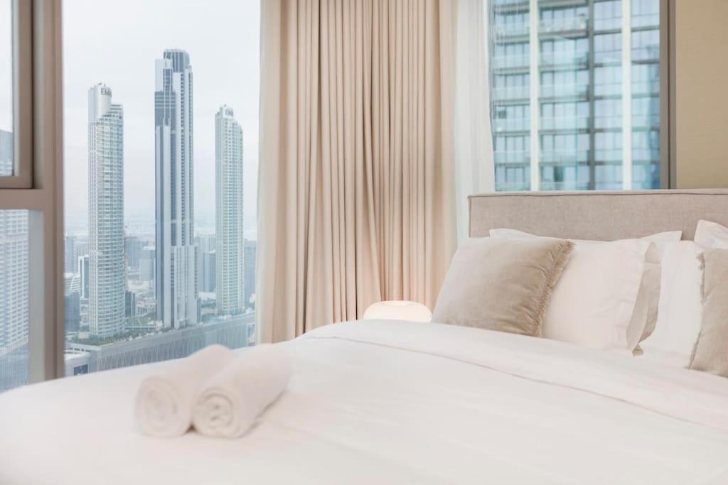 Beautiful View, Modern By Chi Living