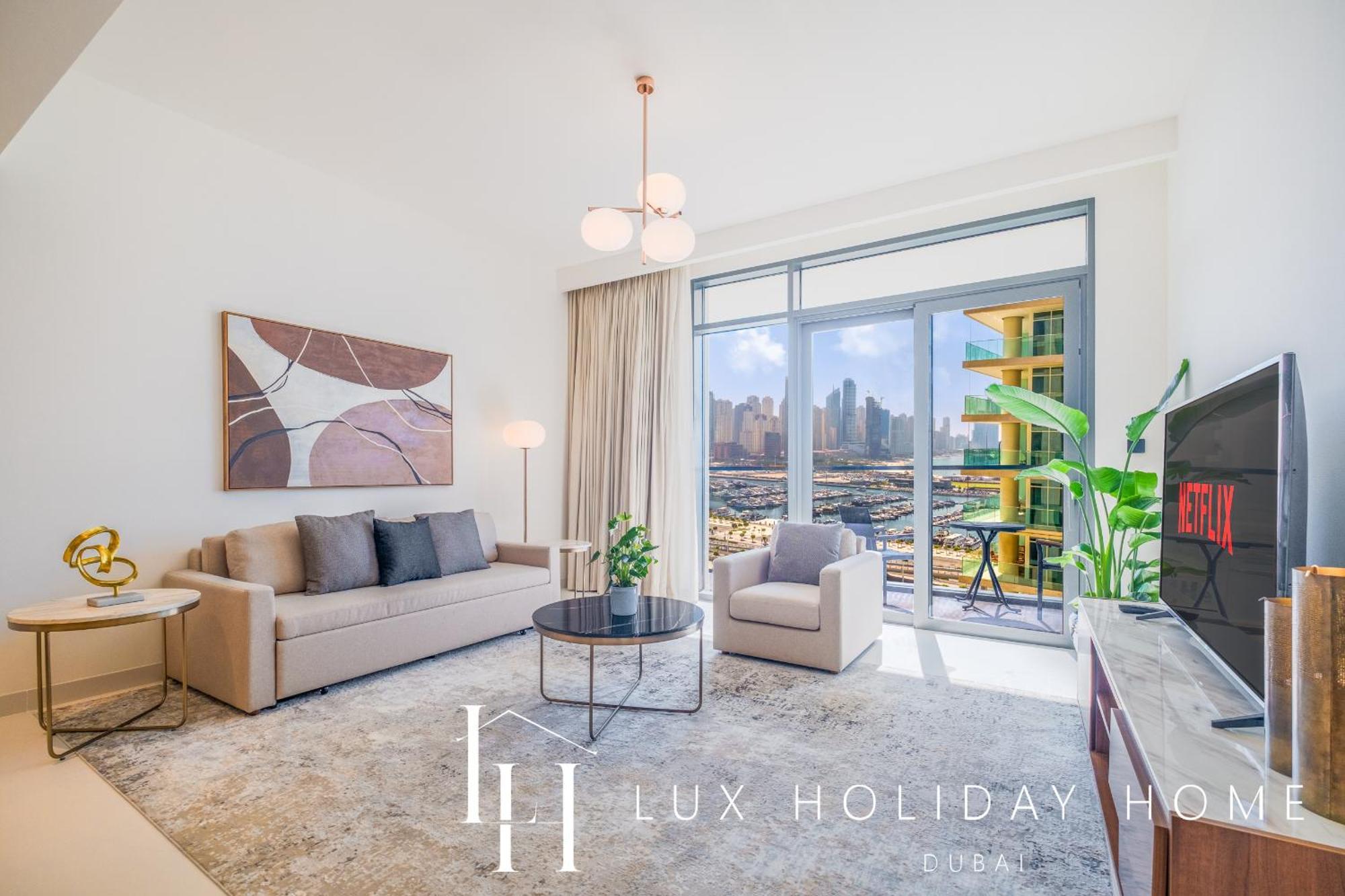 Lux The Marina Vista Beachfront 4 Apartamento *