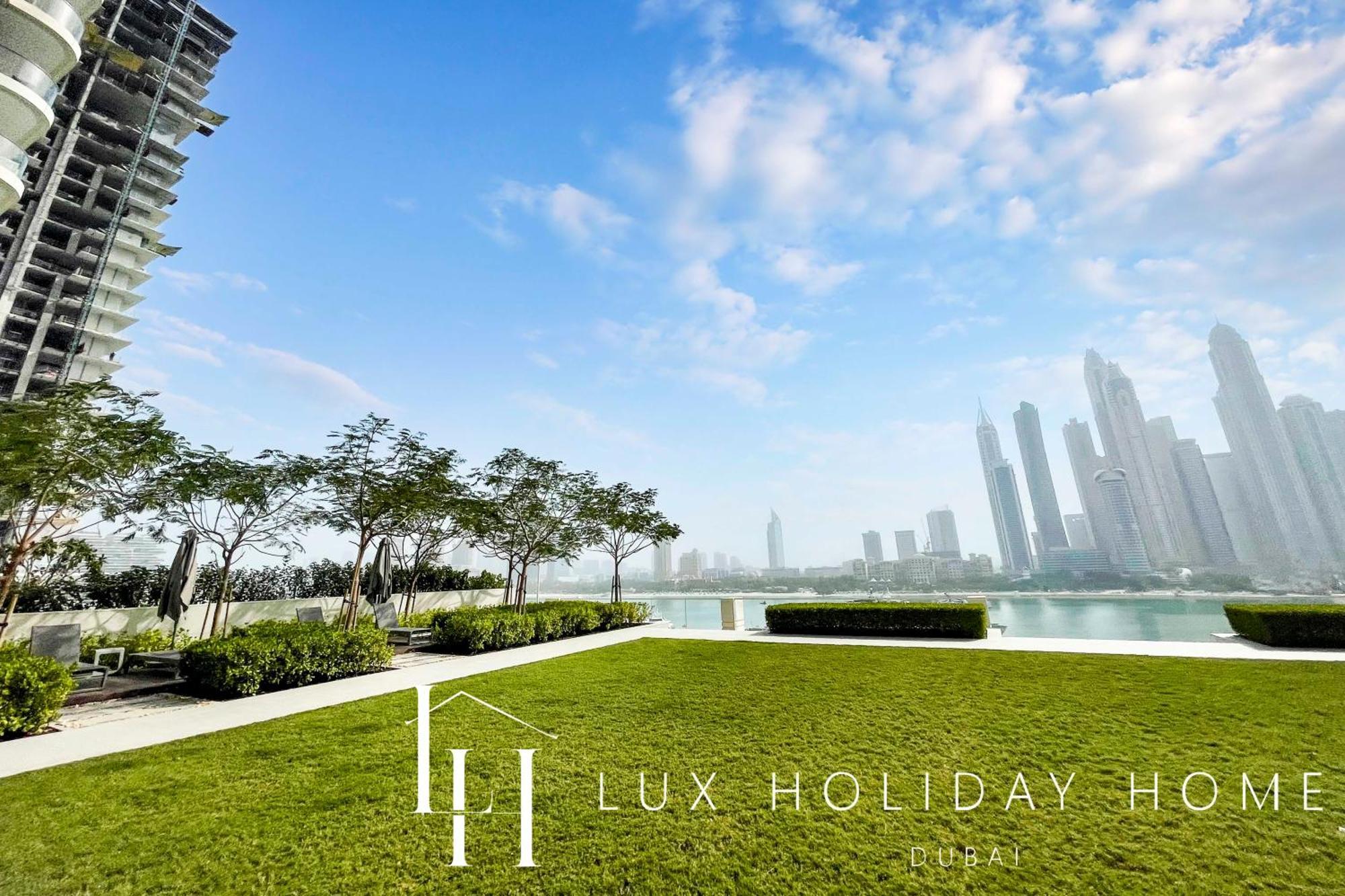 Lux The Marina Vista Beachfront 4 Apartamento *