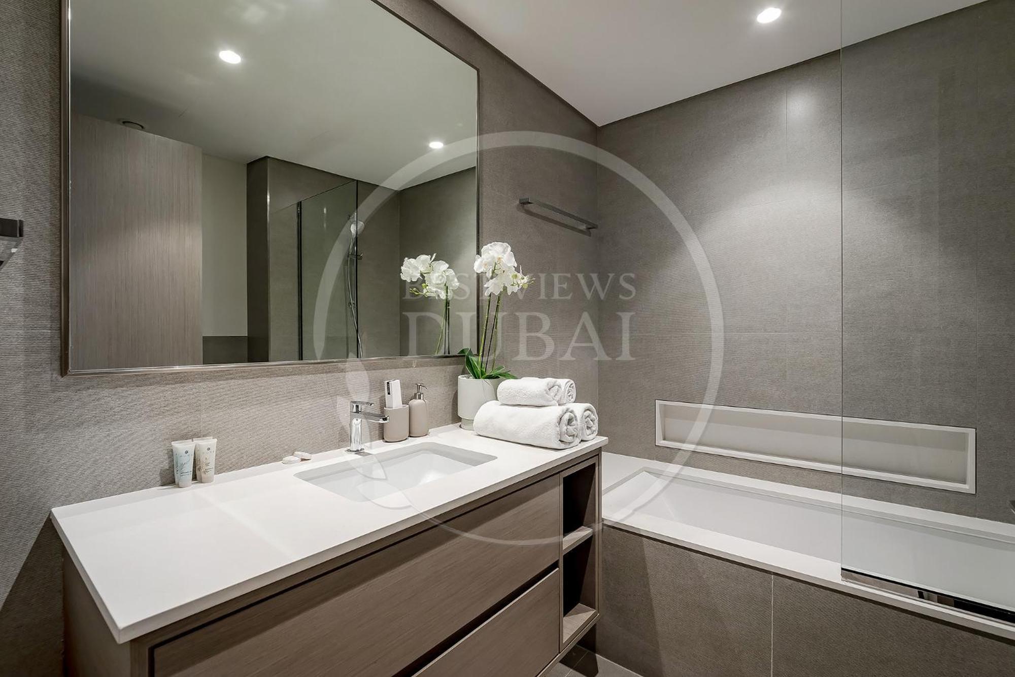 Prime Burj Khalifa&fountain Views 2 Bdr Apartment Dubai