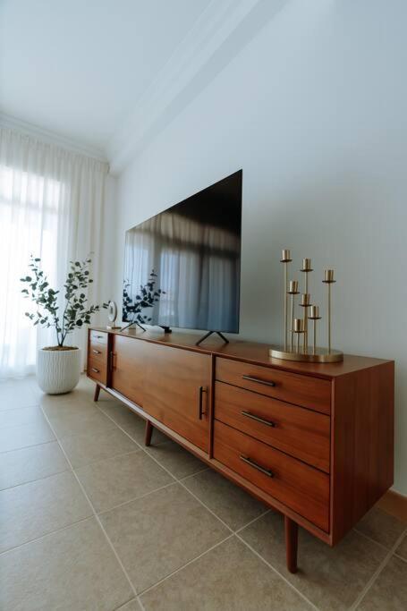 Elegant 1br Retreat With Ocean Views, Palm * Dubai