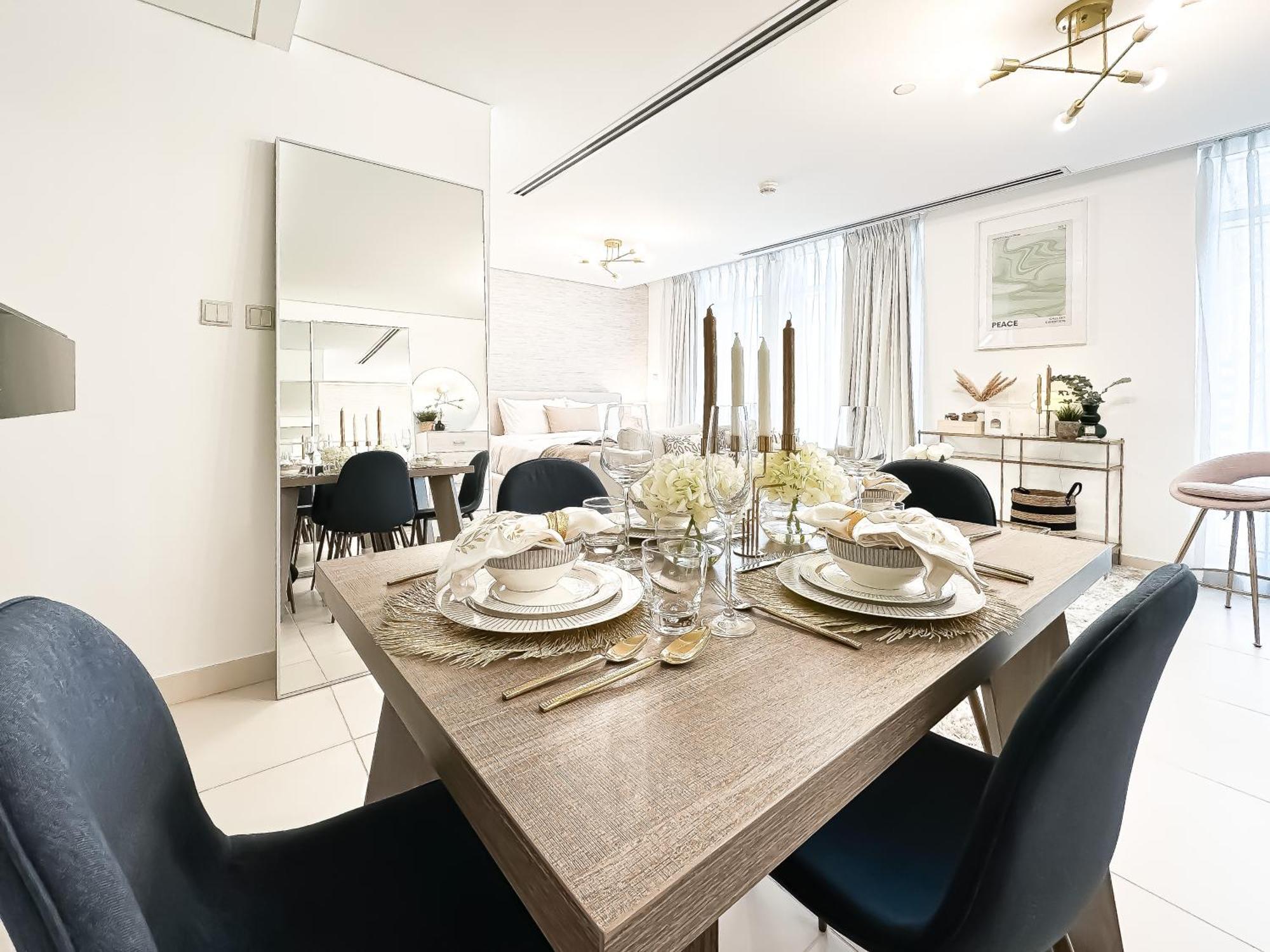 Dreamy Downtown W Boulevard Access Apartment *