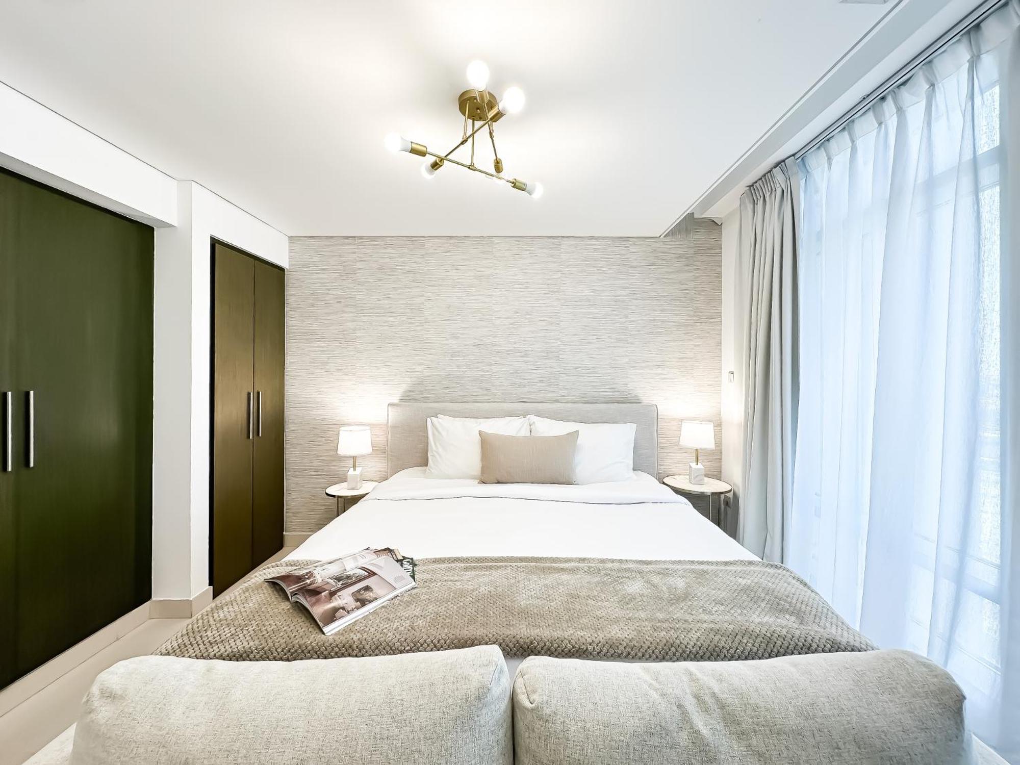 Dreamy Downtown W Boulevard Access Apartment Dubai