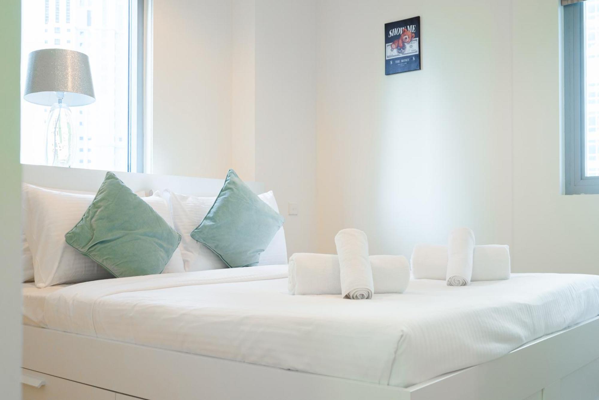 Walk To & Marina Mall - Marina 2bdr Daire *