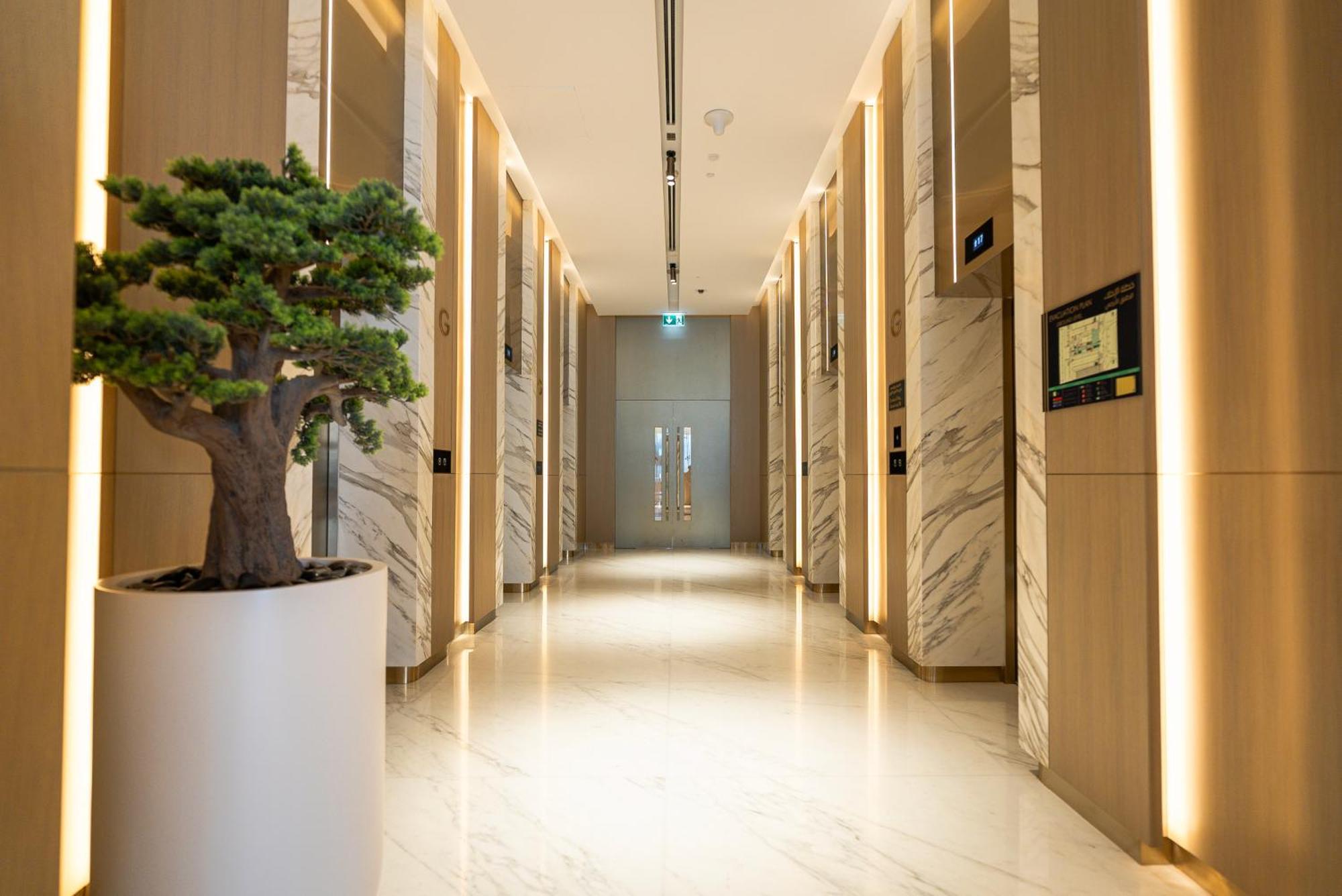 Elegant 2-bedroom Apartment, Branded & Luxury Amenities Apartment Dubai