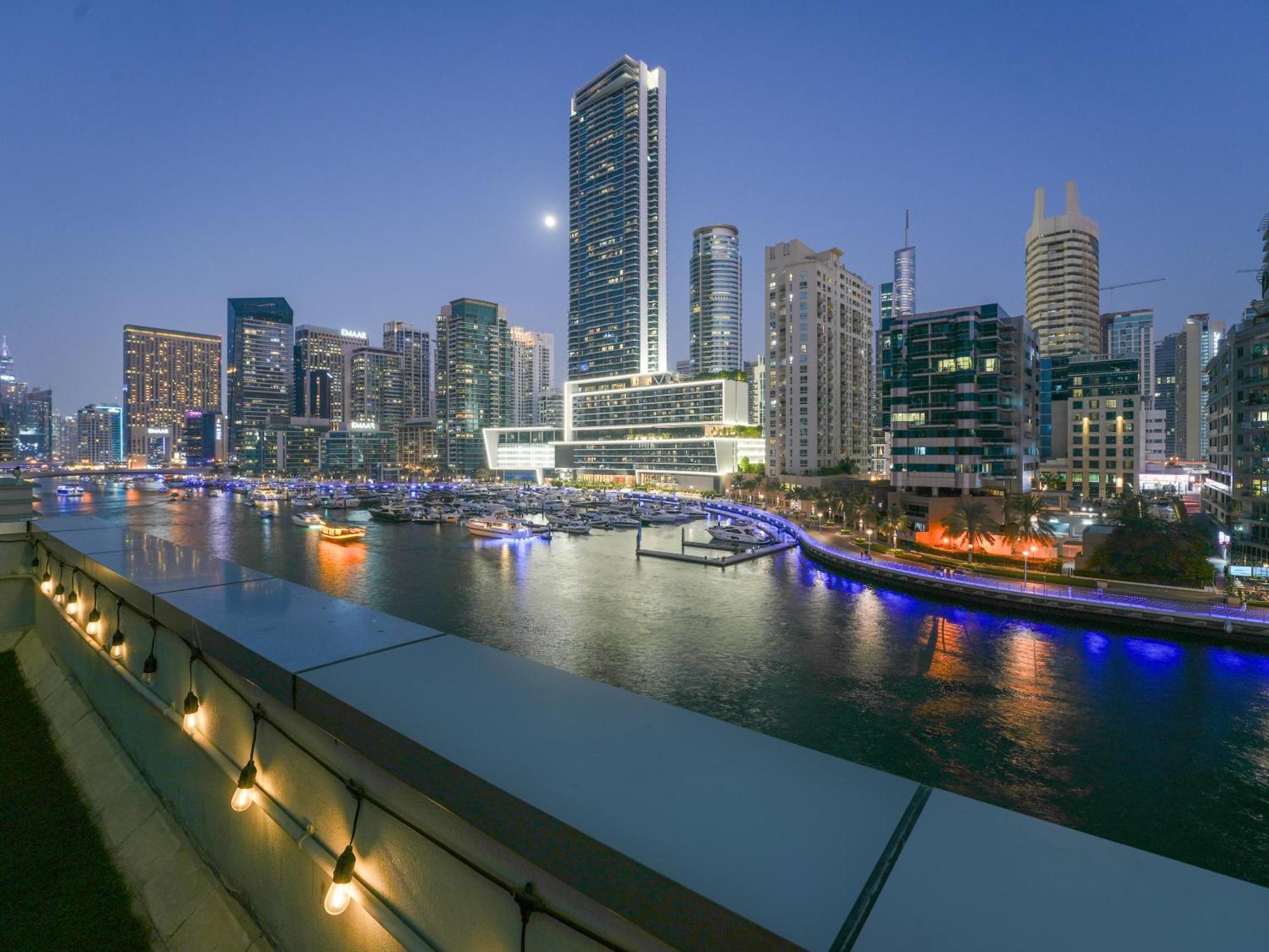With Private Pool & Huge Terrace Overlooking The Marina *