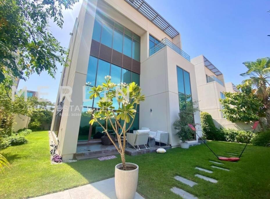 Luxurious Meydan With Unparalleled Views Villa Dubai