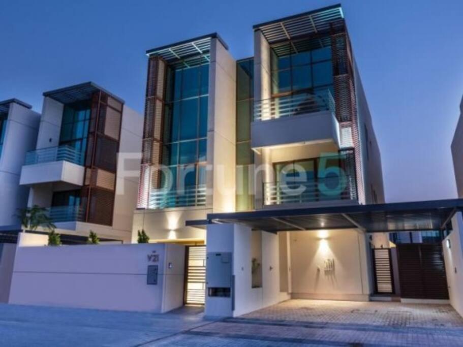Luxurious Meydan With Unparalleled Views Villa *