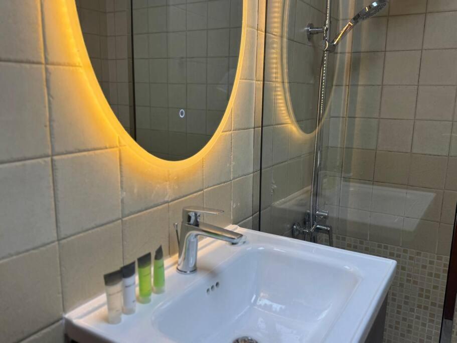 Apartment Ashri Modern Elegant Near Metro In Marina Dubai