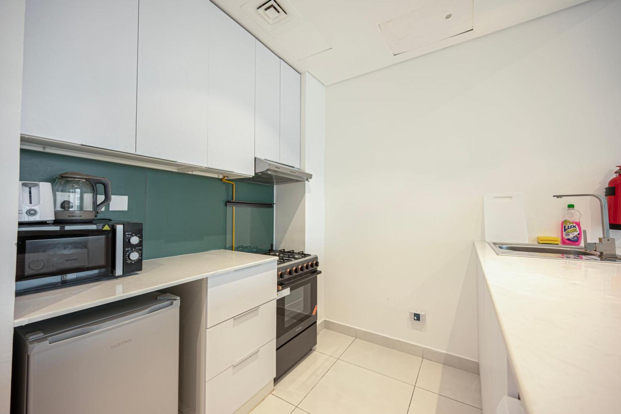 Apartamento In Dubailand - Bright And Airy Dubai