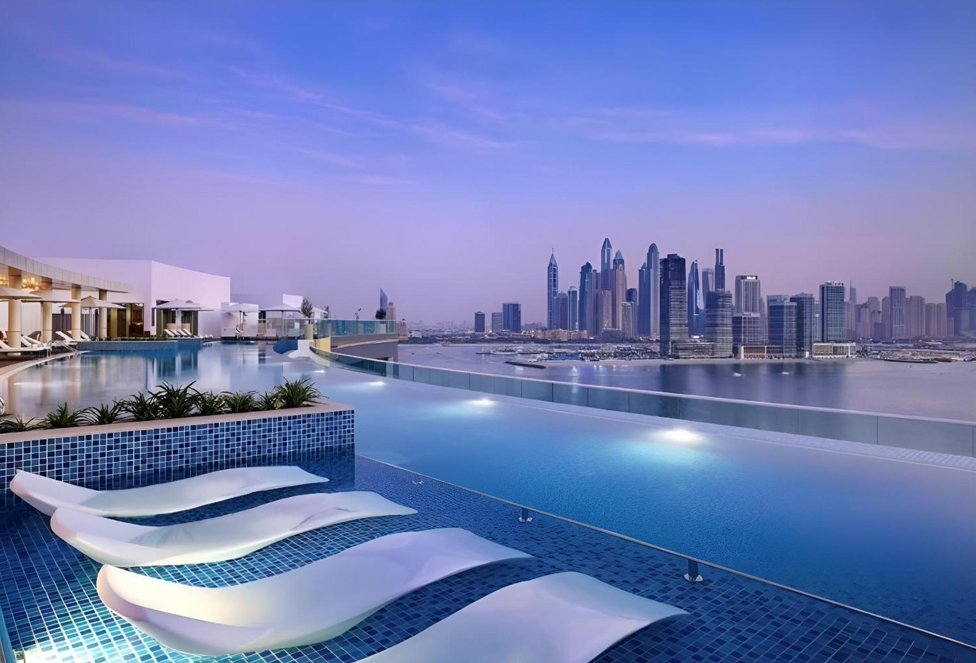 Palm Jumeirah - Private & Free Infinity Pool Apartment *