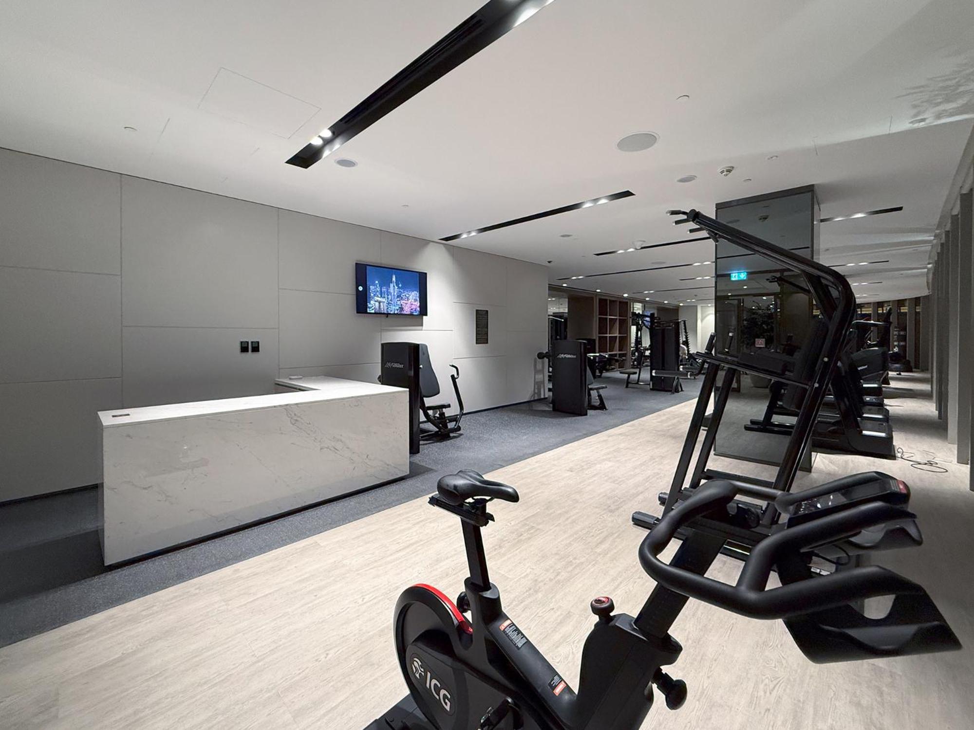 Prime Location - Full Burj Khalifa & Dancing Fountains Show - 1704 Apartment