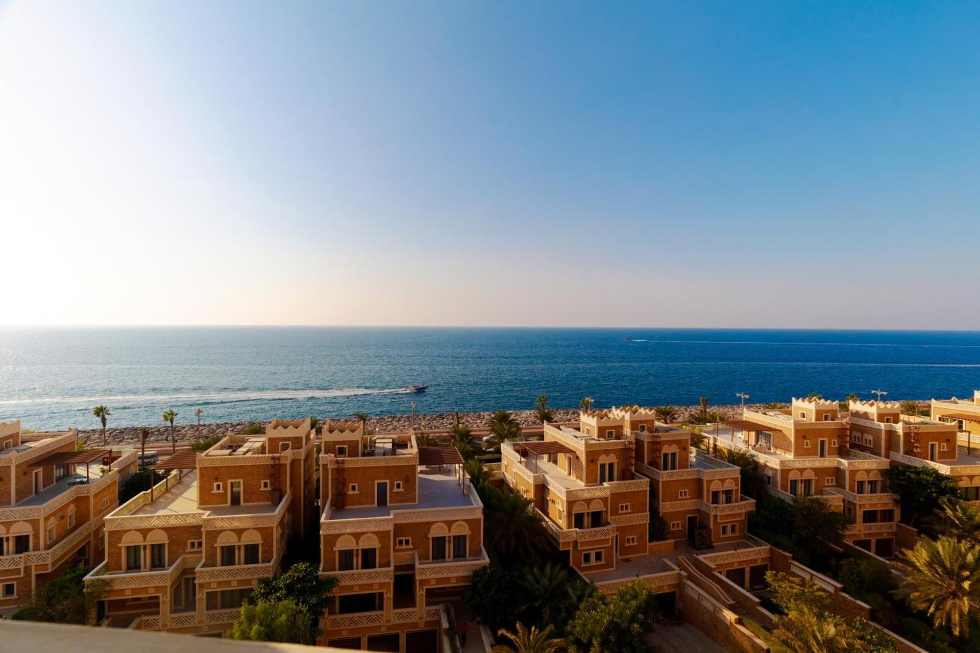 Apartment Charming Sea View 2bdr, And Pool Access *