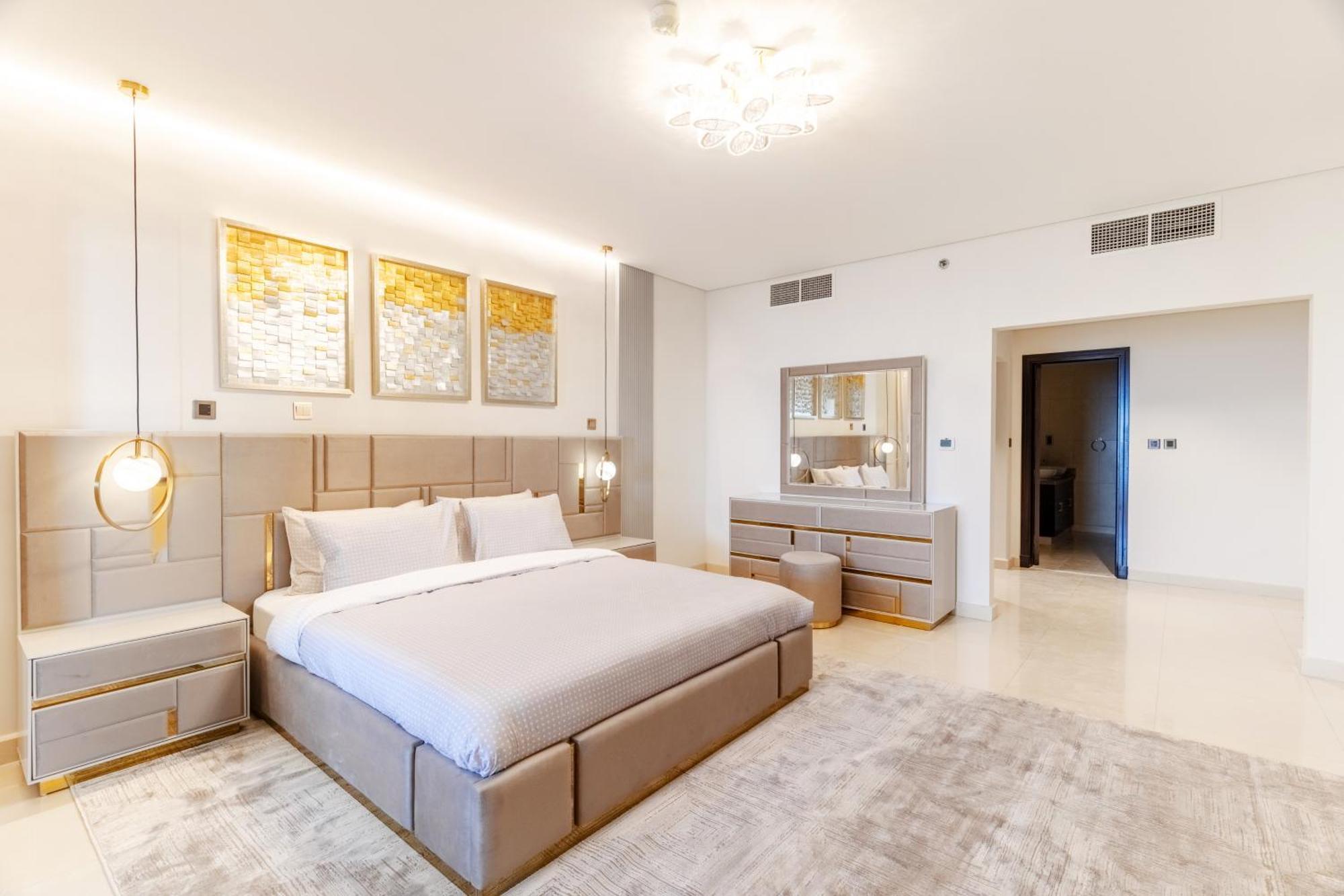 Charming Sea View 2bdr, And Pool Access Dubai