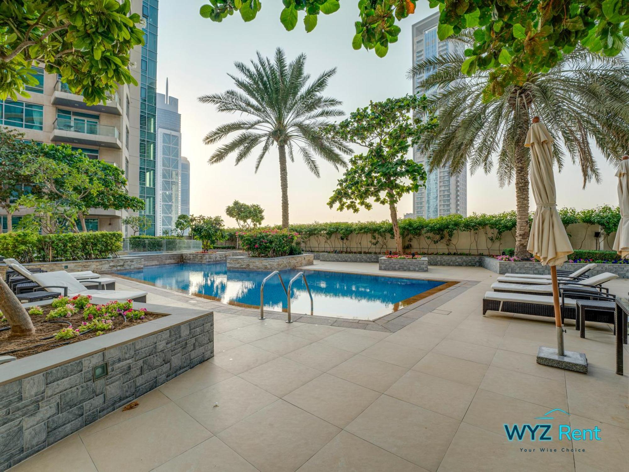 Stunning 2 Bedroom In The Heart Of Downtown, 360 Views Apartment