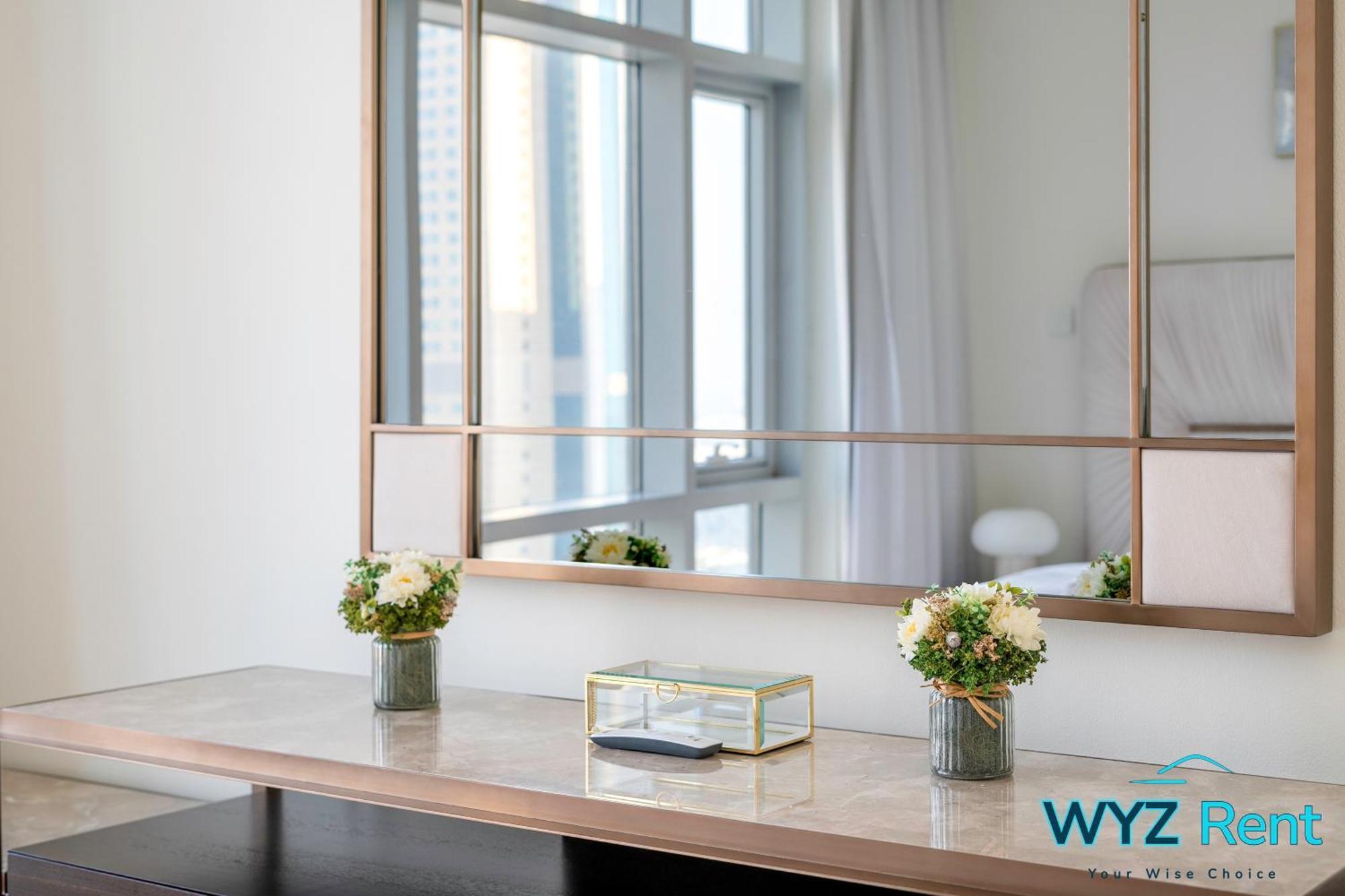 Apartment Stunning 2 Bedroom In The Heart Of Downtown, 360 Views *