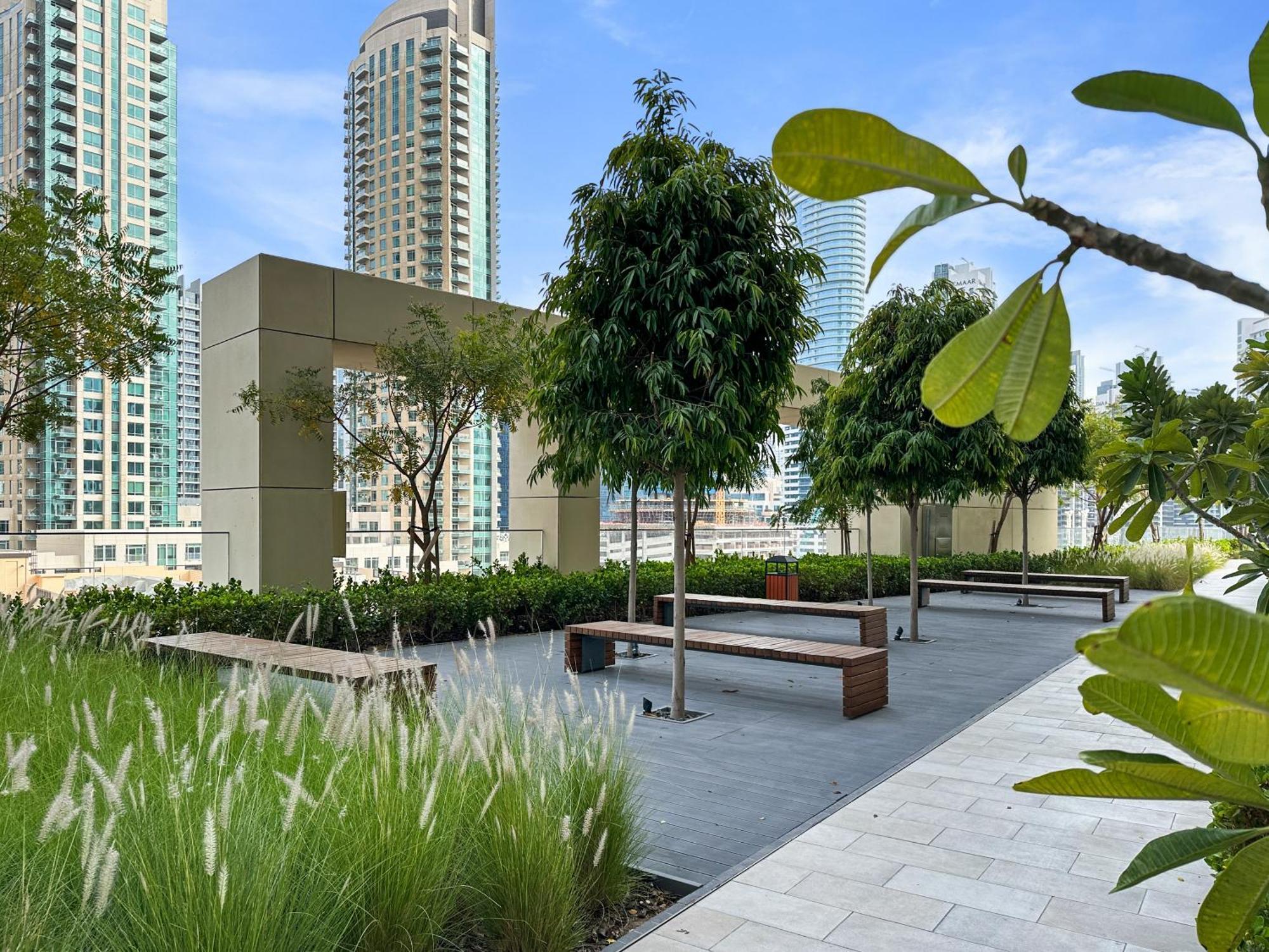 View In And Burj Khalifa View - 2 Bedroom - 3 Beds Daire *