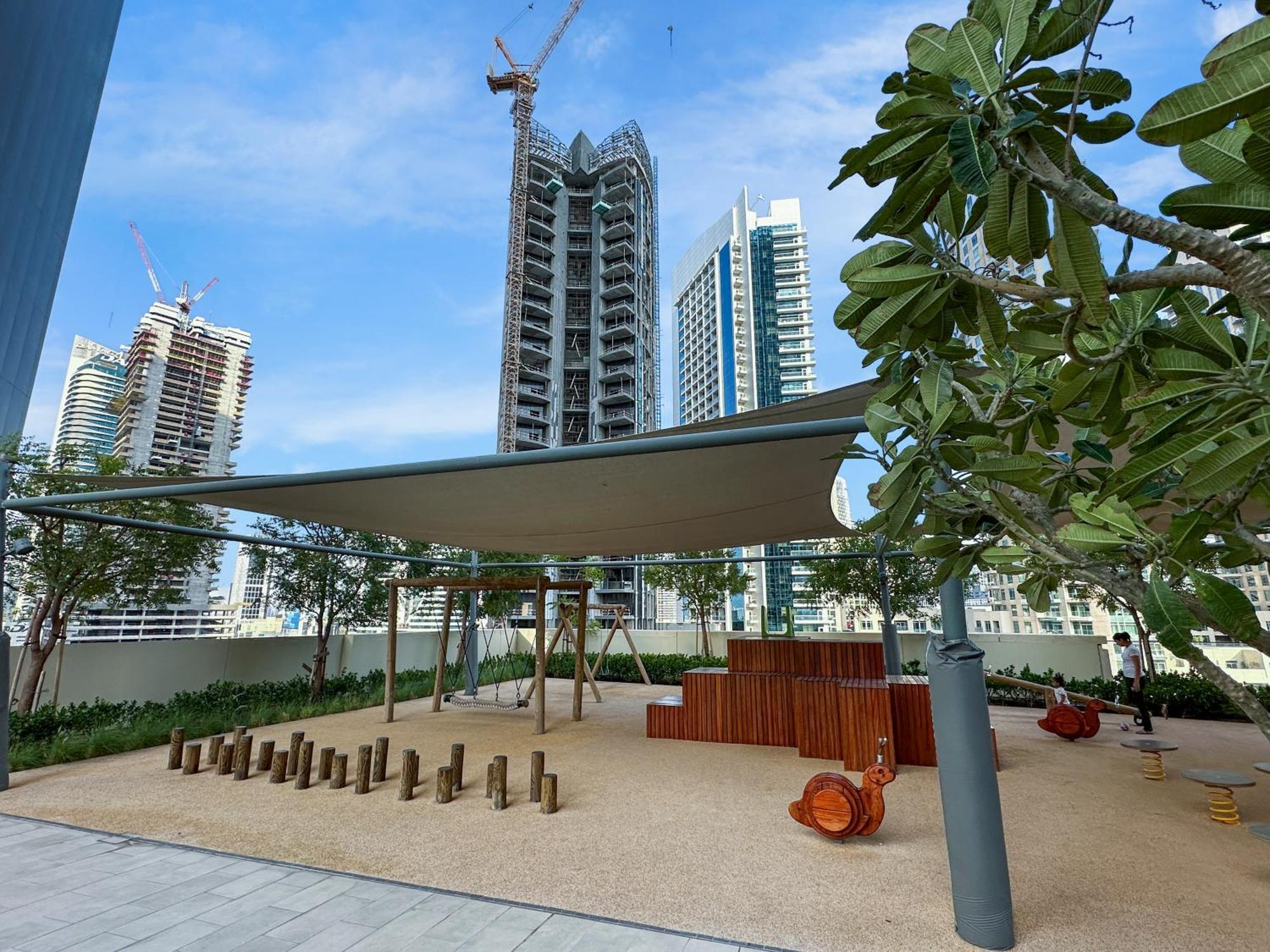 View In And Burj Khalifa View - 2 Bedroom - 3 Beds Daire Dubai
