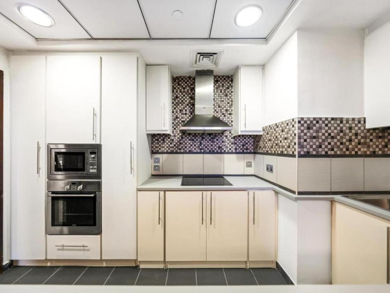 Sea & Palm View 2br Jbr Beachgem Apartment *