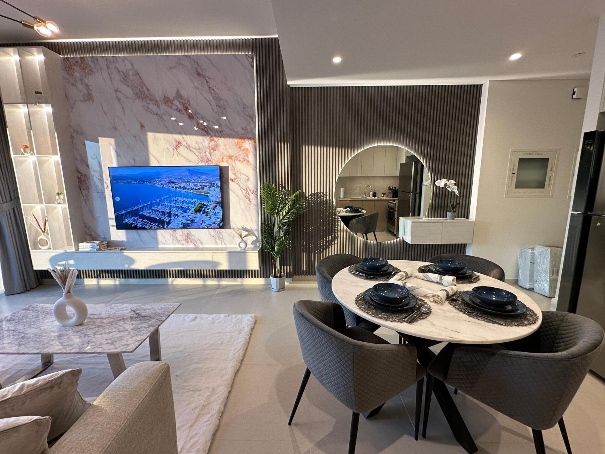 Daire View In And Burj Khalifa View - 2 Bedroom - 3 Beds Dubai