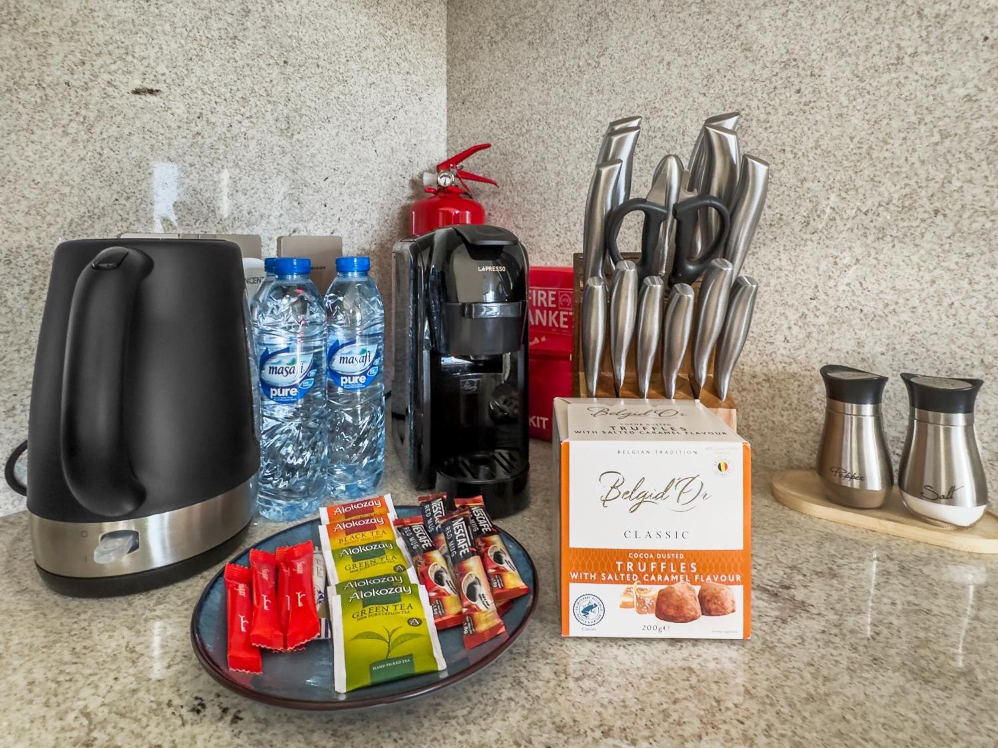 View In And Burj Khalifa View - 2 Bedroom - 3 Beds Daire Dubai