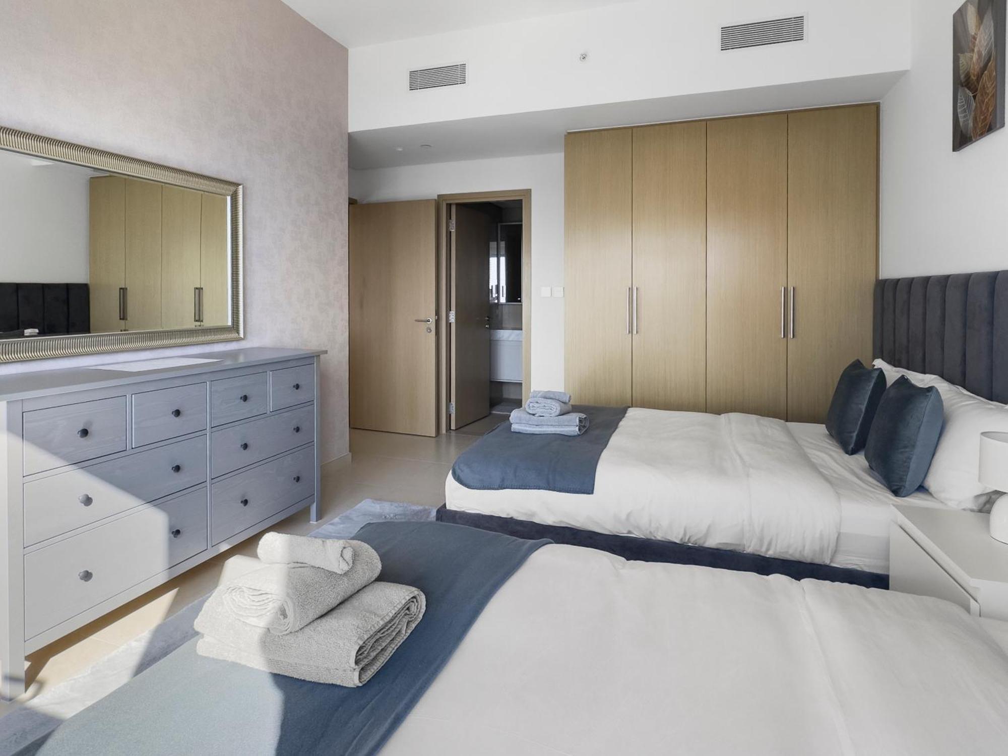 Daire View In And Burj Khalifa View - 2 Bedroom - 3 Beds