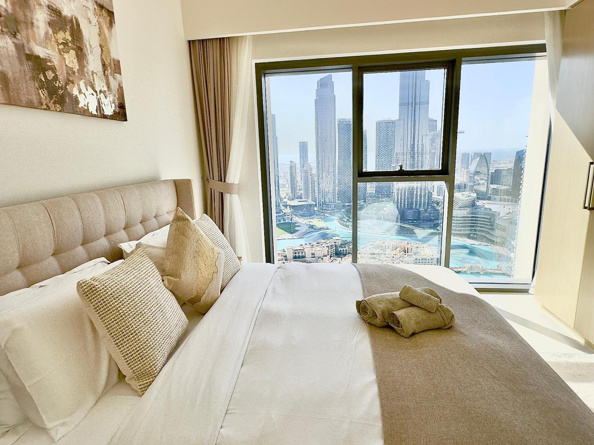View In And Burj Khalifa View - 2 Bedroom - 3 Beds Daire *