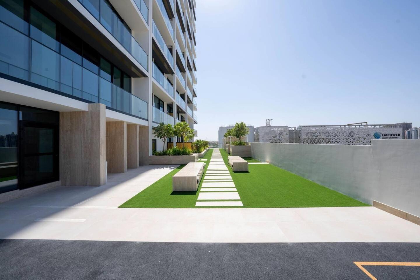 Apartment Cozy 1-bedroom In Jvc Dubai