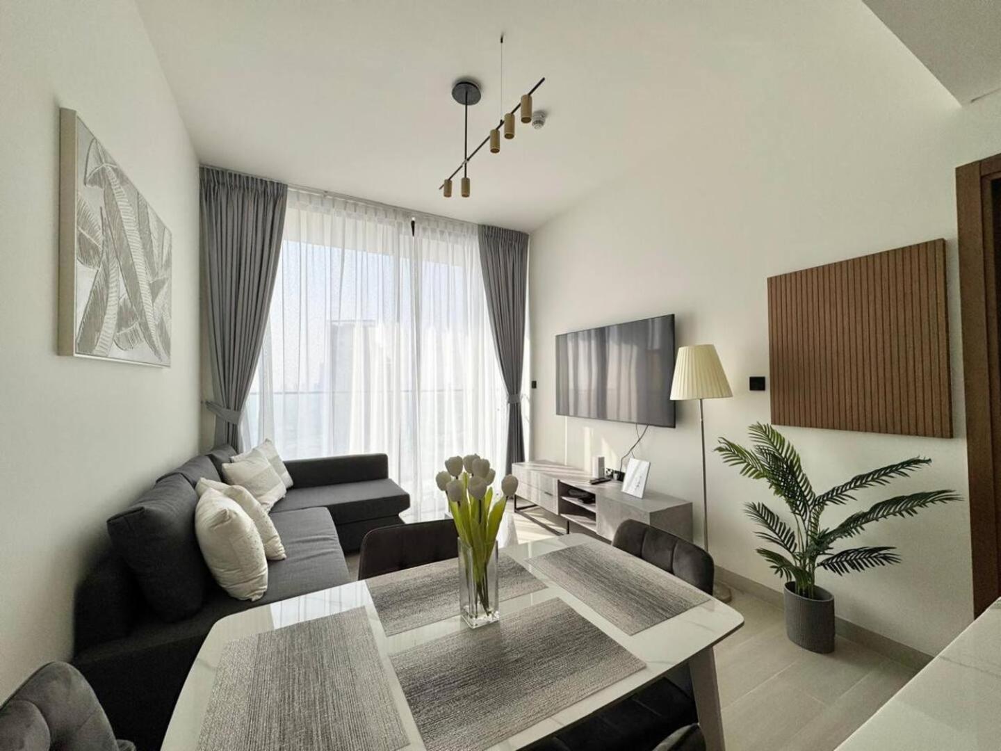Cozy 1-bedroom In Jvc Apartment