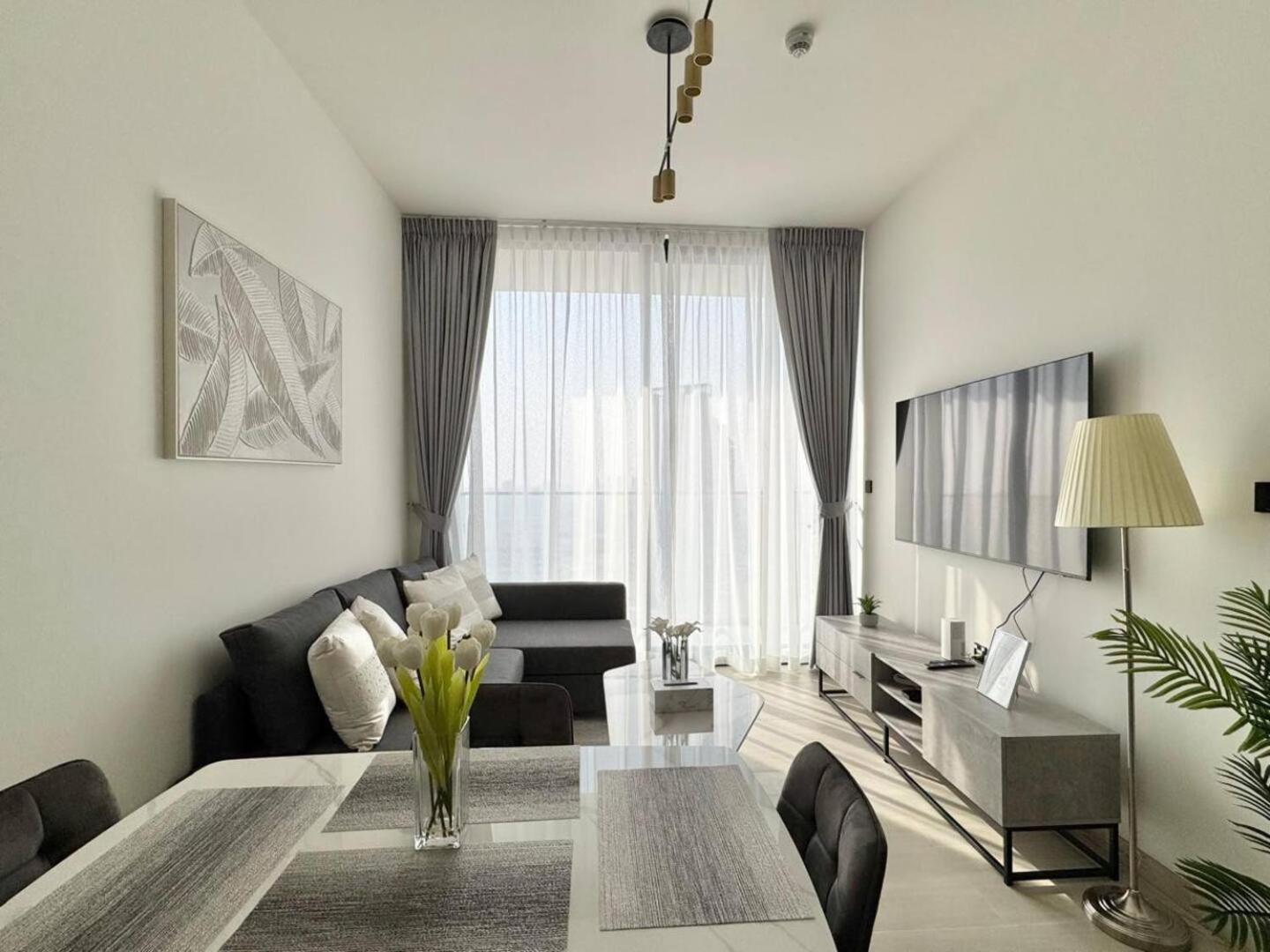 Apartment Cozy 1-bedroom In Jvc Dubai