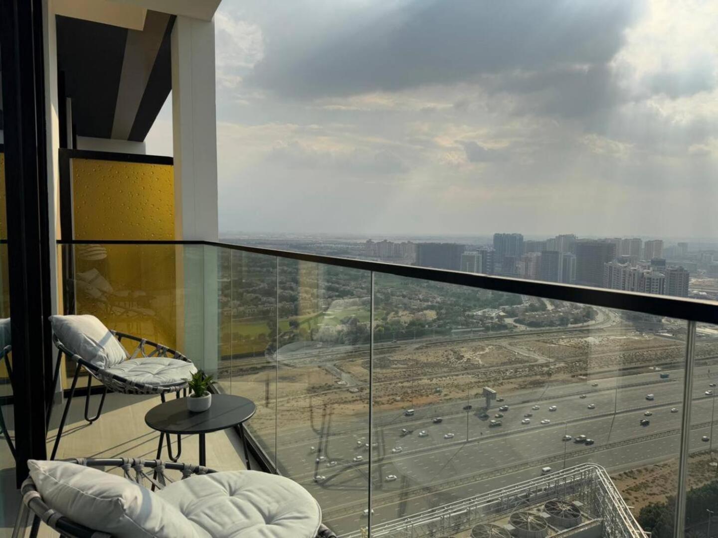 Cozy 1-bedroom In Jvc Dubai