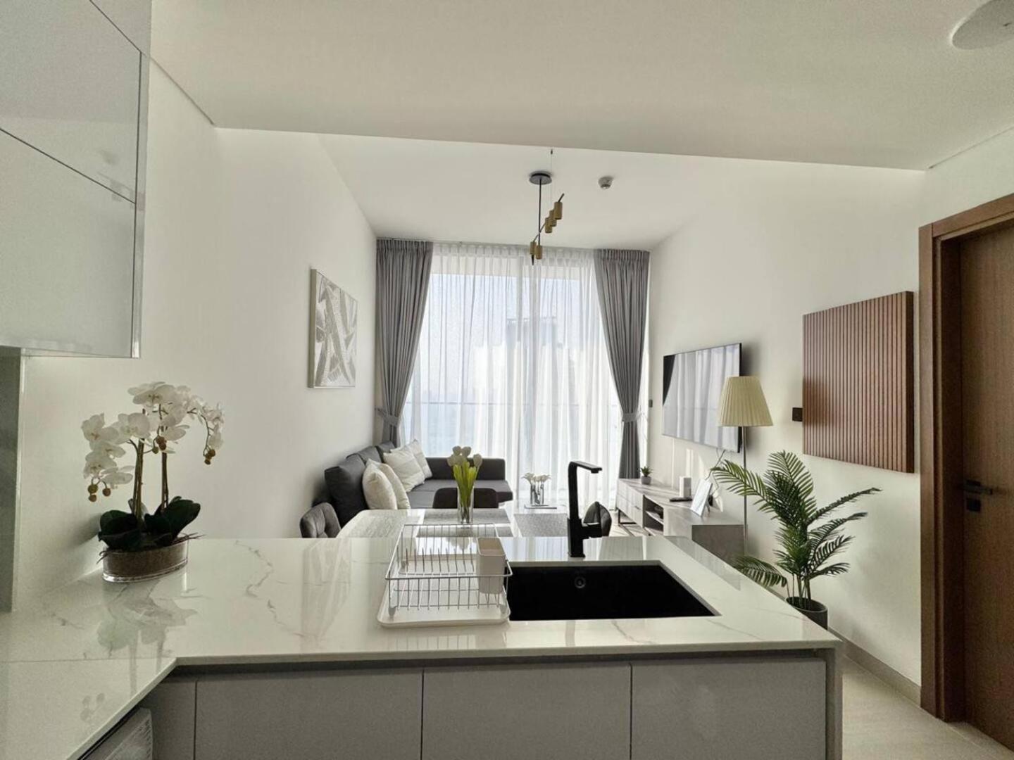 Cozy 1-bedroom In Jvc Apartment *