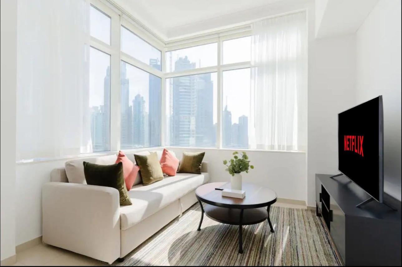 Aws Homes - Contemporary Marina Apartment Dubai