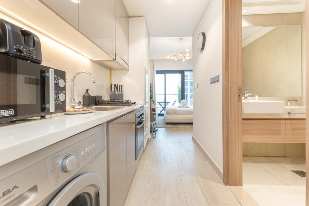 Apartment Serene At Azizi Riviera Near To Burj Khalifa