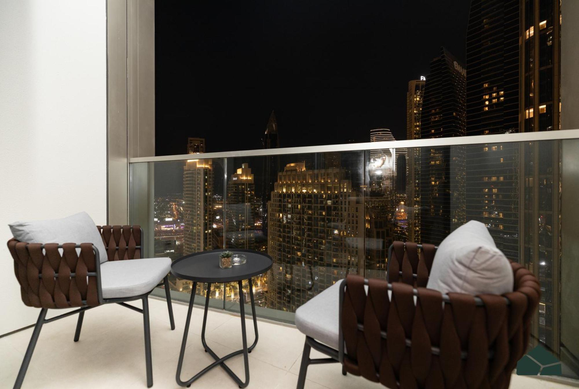 Grande Tranquil 2br Next To Opera By Bms Apartamento Dubai