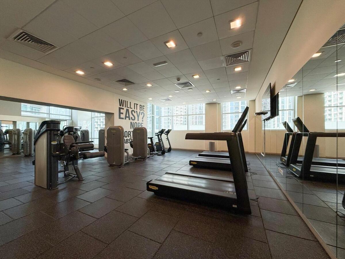 Beautiful 2 Bedroom Next To Opera I Burj View Apartment