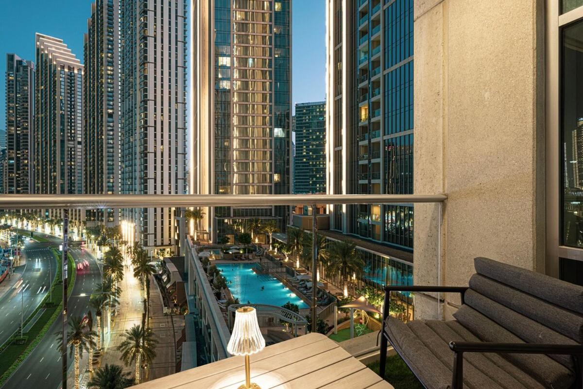 Beautiful 2 Bedroom Next To Opera I Burj View *