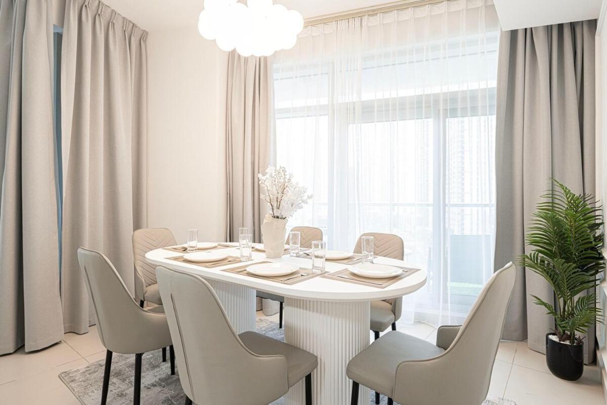 Beautiful 2 Bedroom Next To Opera I Burj View Dubai