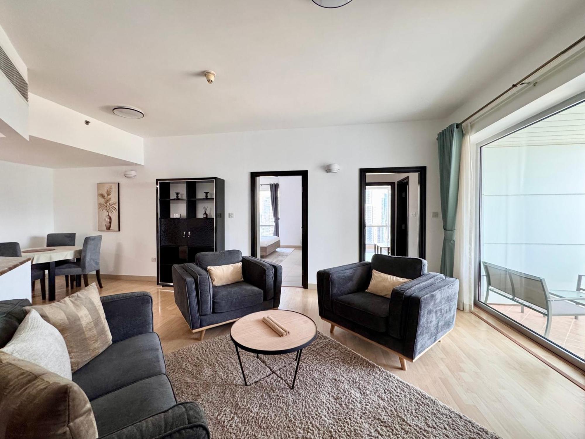 Apartment 2 Bed In La Riviera Tower, Marina Near Metro And Mall, 12-min Walk To Jbr Beach! Dubai