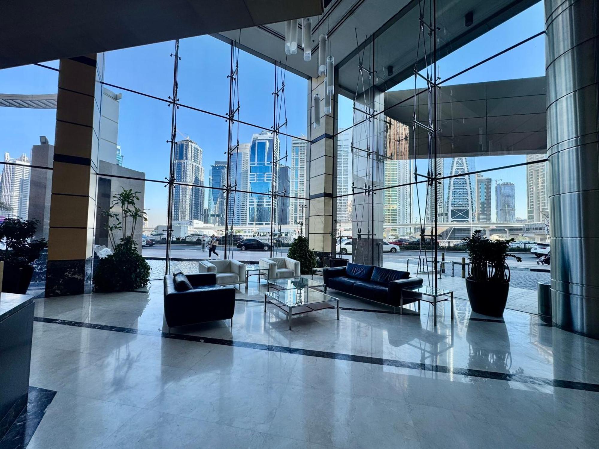 2 Bed In La Riviera Tower, Marina Near Metro And Mall, 12-min Walk To Jbr Beach! Dubai