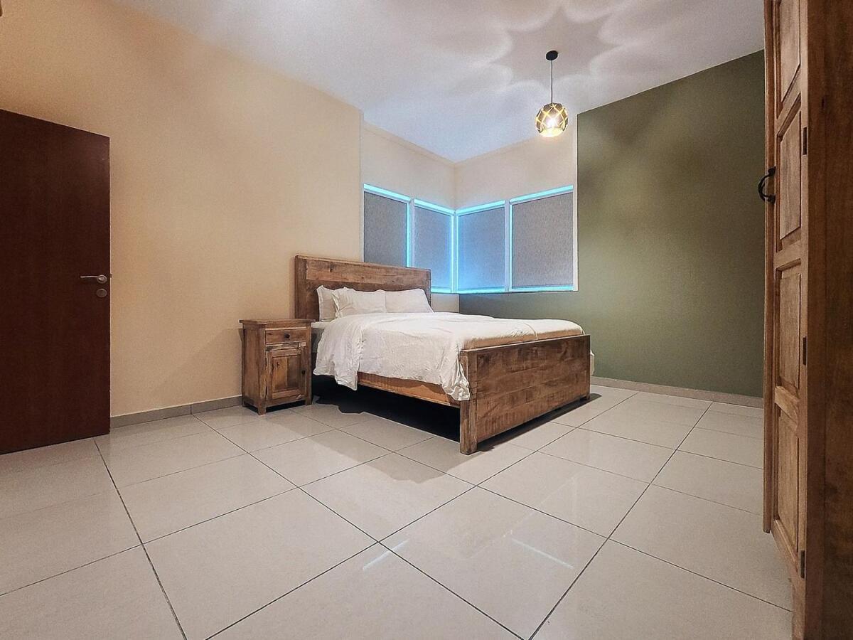 Exquisite 2 Bed In Marina Dubai