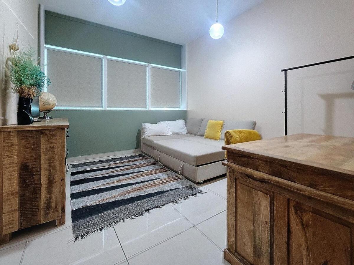 Apartment Exquisite 2 Bed In Marina *