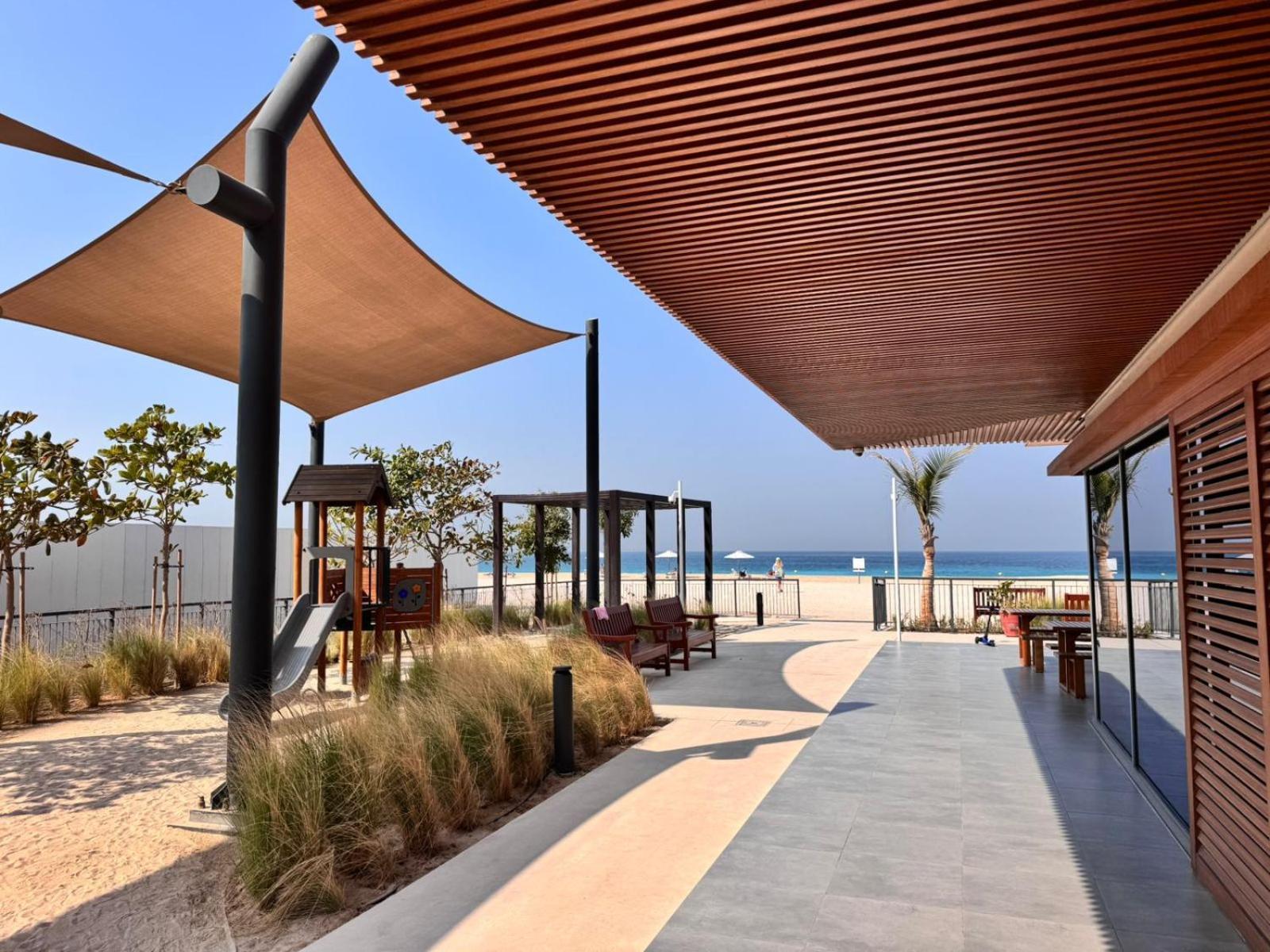 Daire Spacious 1 Bed In La - 1 Min To The Dubai
