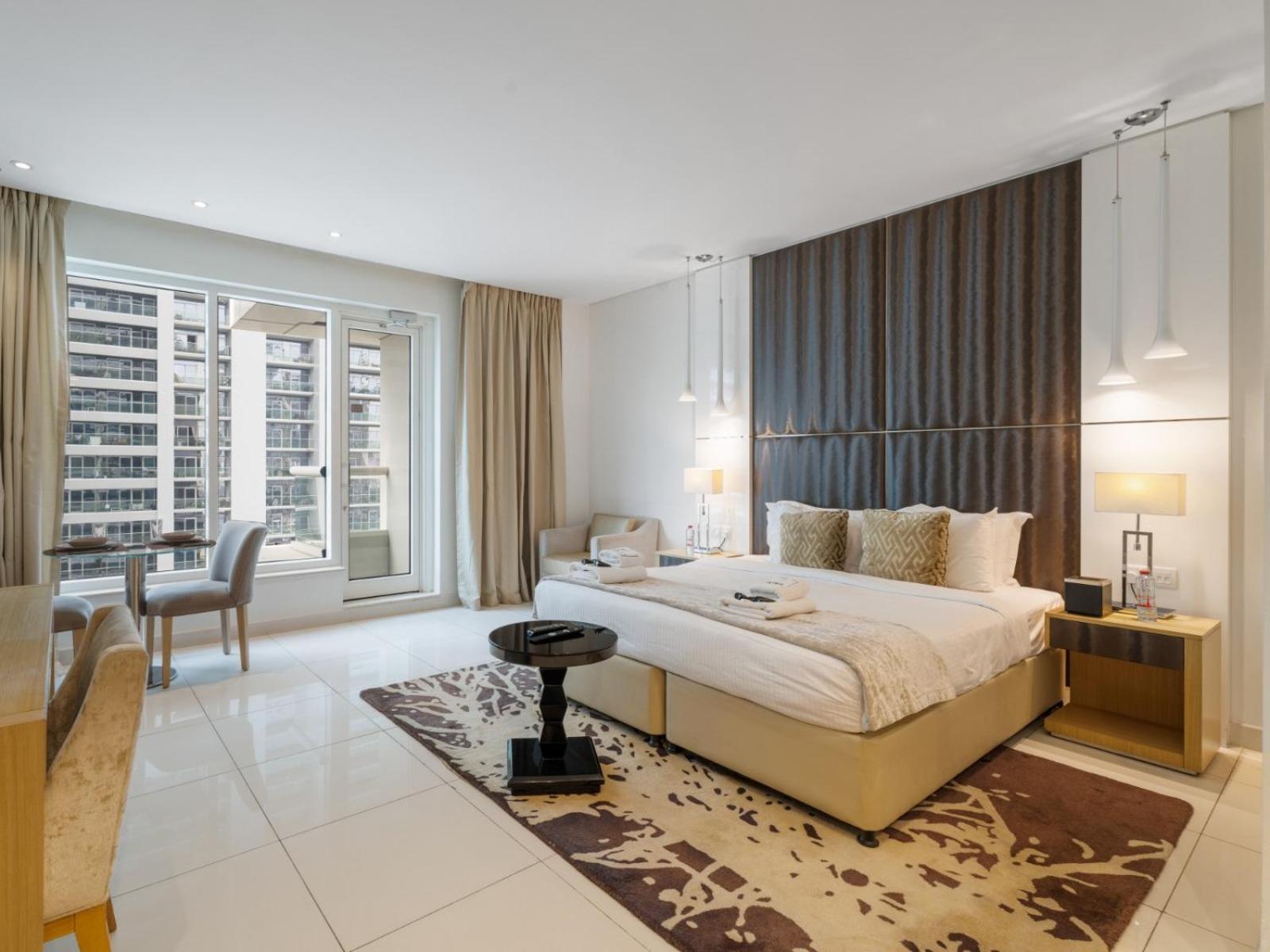 Apartment Urban Cozy In Waters Edge-04 Dubai