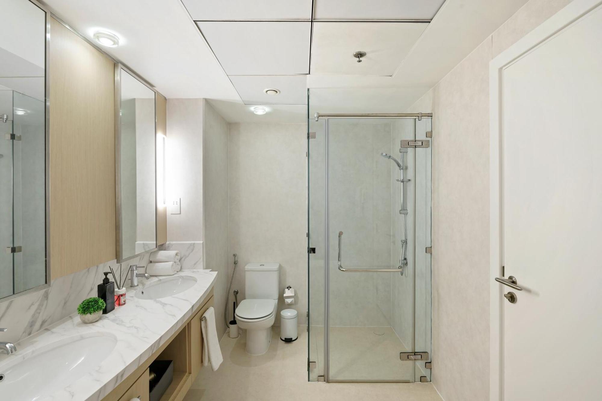 Glamorous & Cozy 2br In Downtown With Fountain Views Dubai