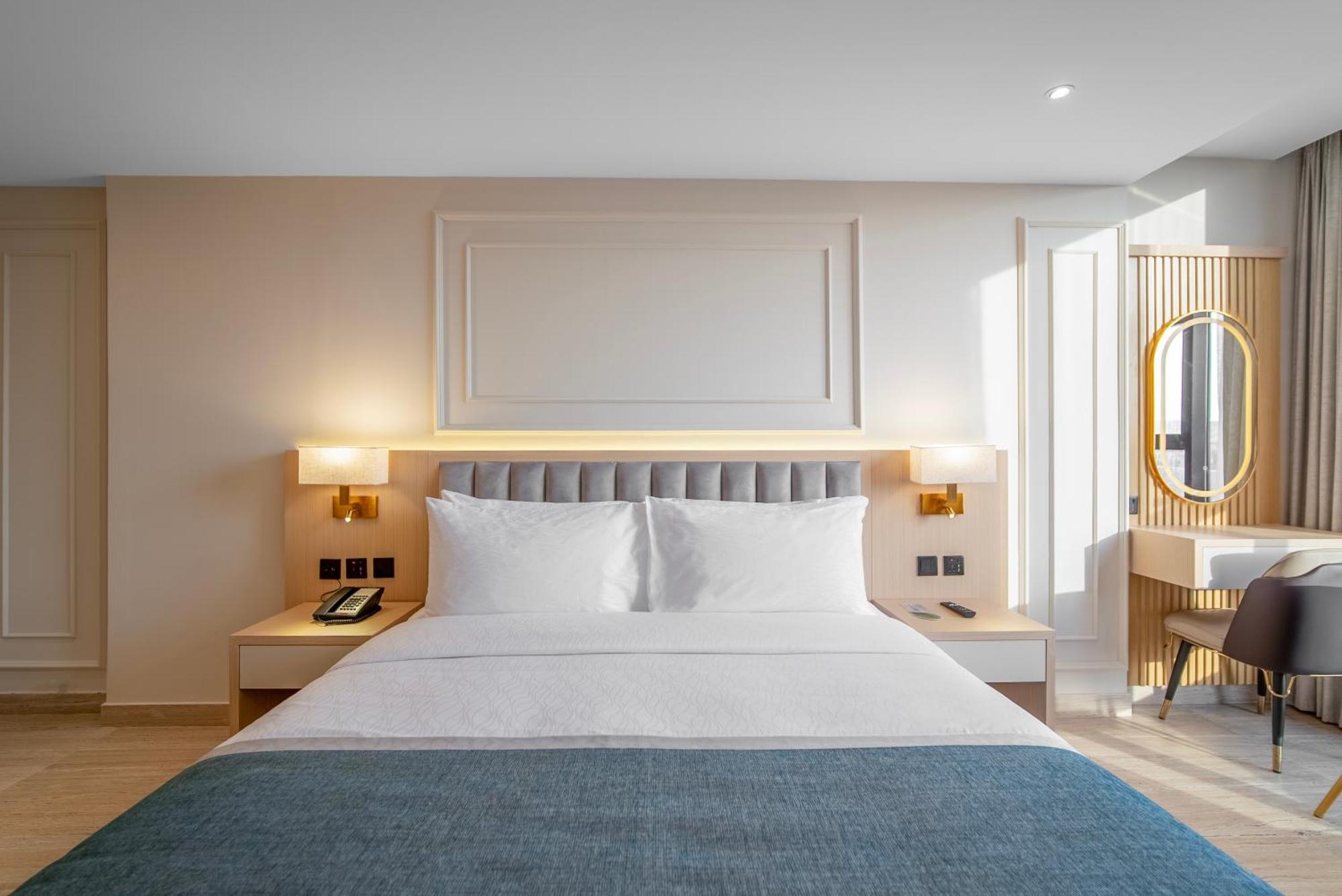 Otel Grand Ambassador