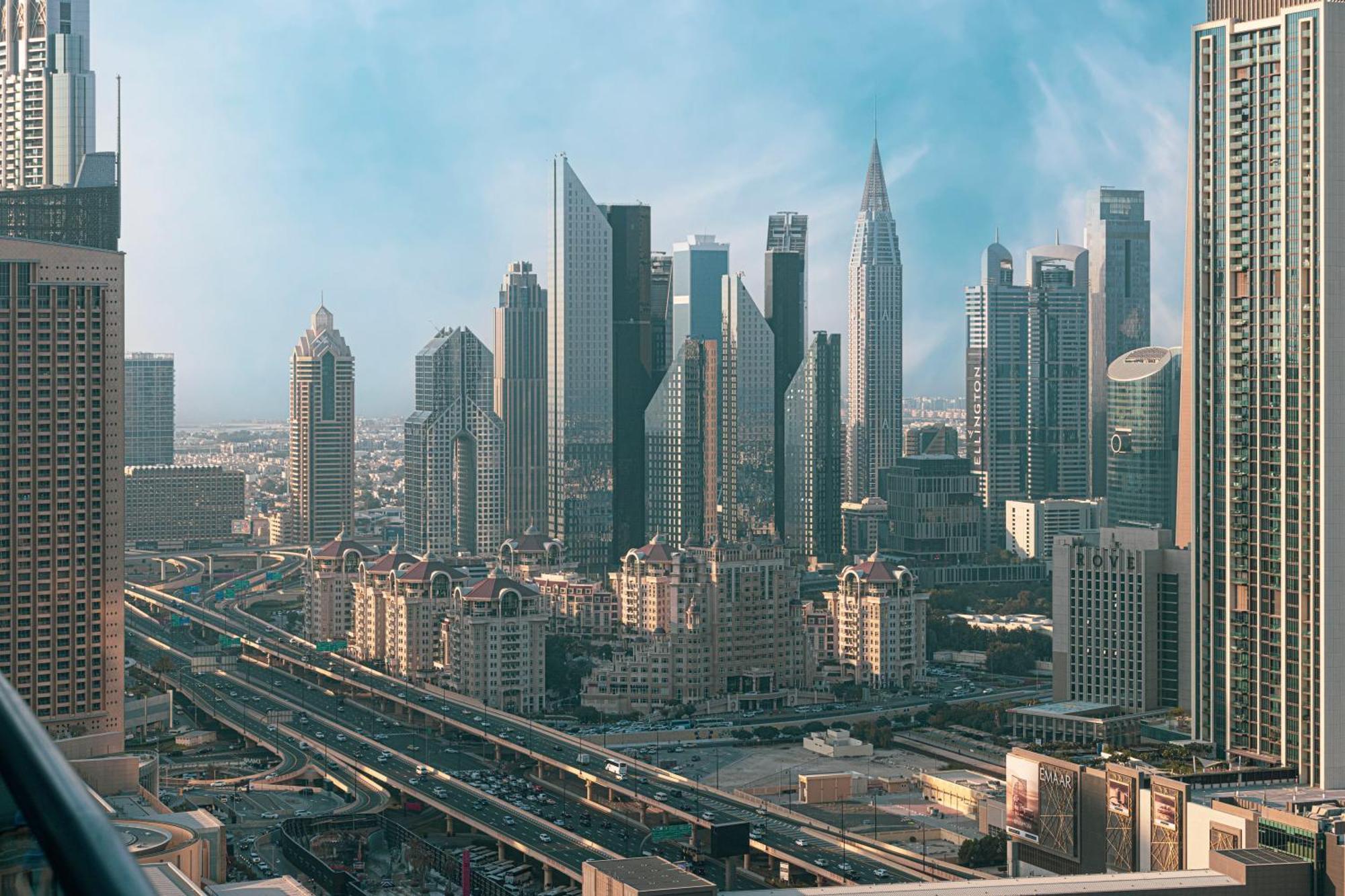 Upgraded 2 Bedroom In Damac Maison Mall Street Apartment