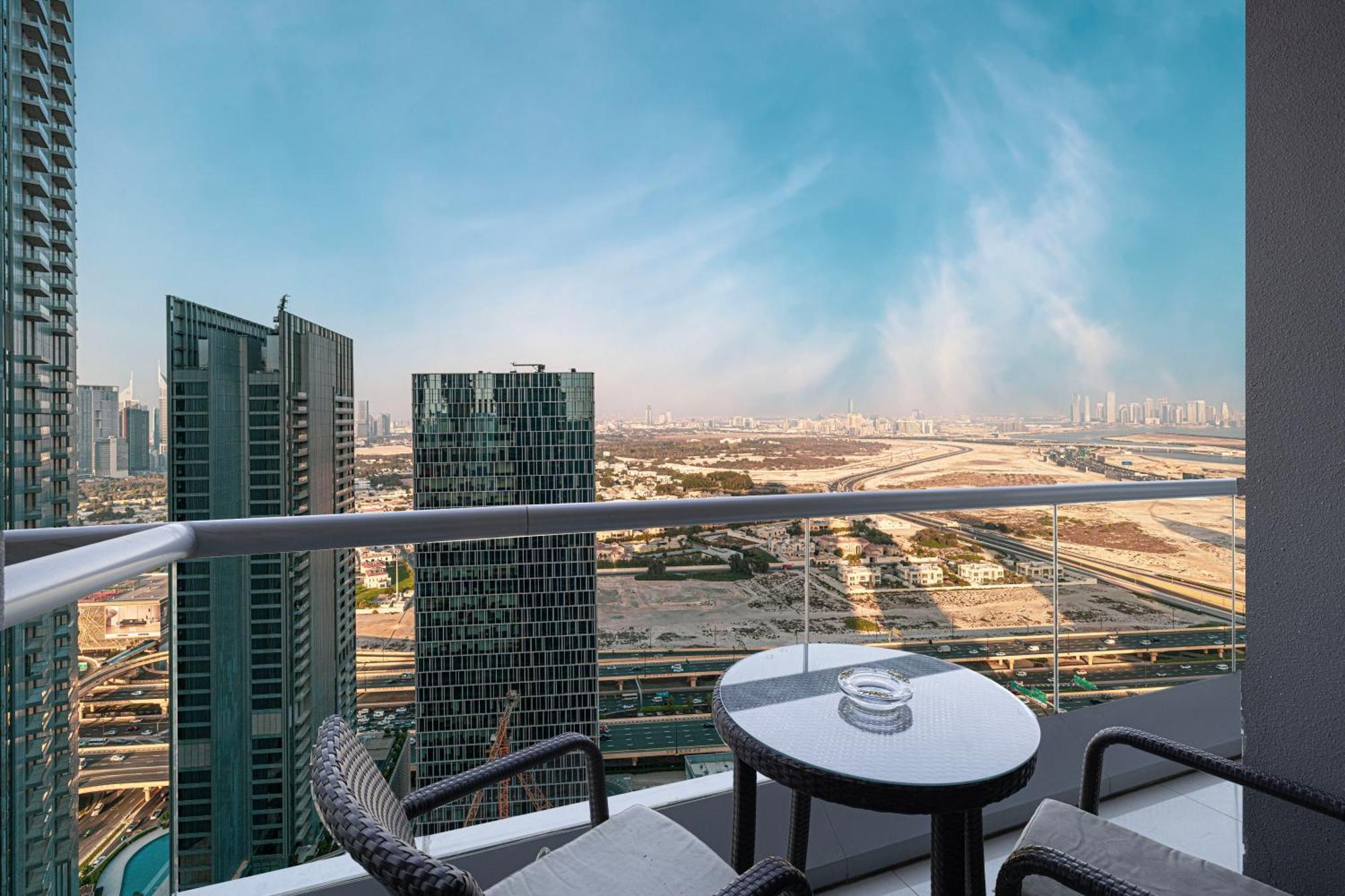 Upgraded 2 Bedroom In Damac Maison Mall Street Apartment Dubai