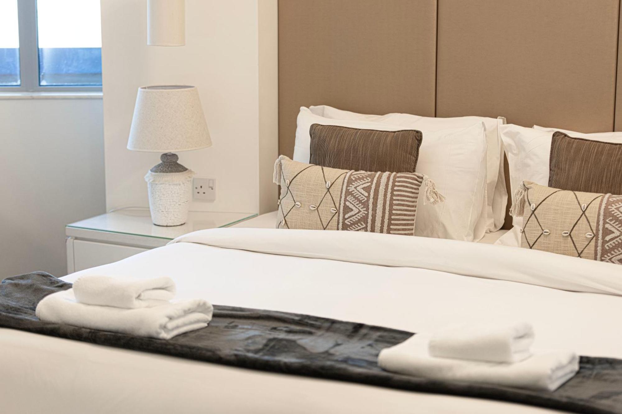 Apartment Upgraded 2 Bedroom In Damac Maison Mall Street *